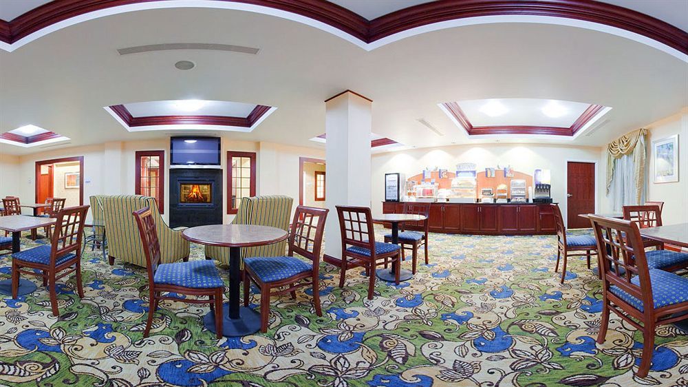 Holiday Inn Express - Bentleyville Екстер'єр фото